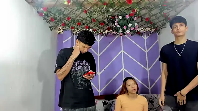 Snapshot of Bastian_boyshot77 chatting on October 17, 2025, 1:25 pm Bastian boyshot77 online show from October 17, 2025, 1:25 pm