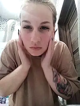 Snapshot of HoneyNelly chatting on October 7, 2025, 7:55 pm HoneyNelly online show from October 7, 2025, 7:55 pm