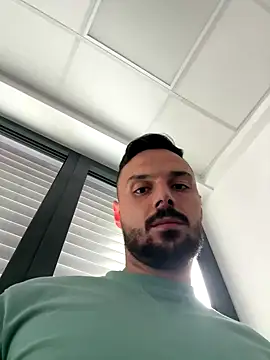 Snapshot of yourdreamboy17 chatting on September 25, 2025, 3:16 pm yourdreamboy17 online show from September 25, 2025, 3:16 pm