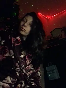 Snapshot of DarkAngelz1 chatting on December 23, 2025, 3:59 am DarkAngelz1 online show from December 23, 2025, 3:59 am