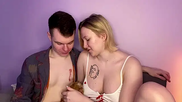 julielourens online show from March 9, 2026, 7:56 am