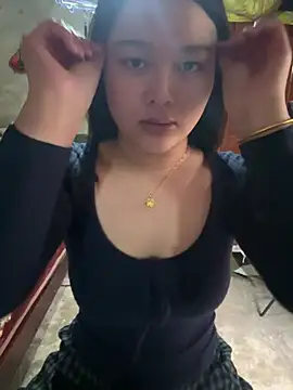 chenyu0308 online show from February 19, 2026, 1:56 am