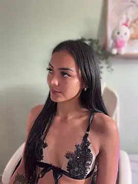 Snapshot of im-isabella chatting on June 13, 2026, 8:07 pm im-isabella online show from June 13, 2026, 8:07 pm