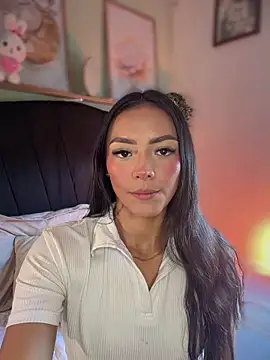 im-isabella online show from July 14, 2026, 9:31 pm