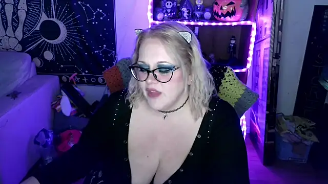 Kinky Witch online show from March 28, 2026, 4:34 am