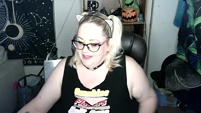 Kinky Witch online show from June 1, 2026, 4:20 pm