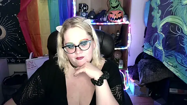 Kinky Witch online show from June 14, 2026, 10:12 pm