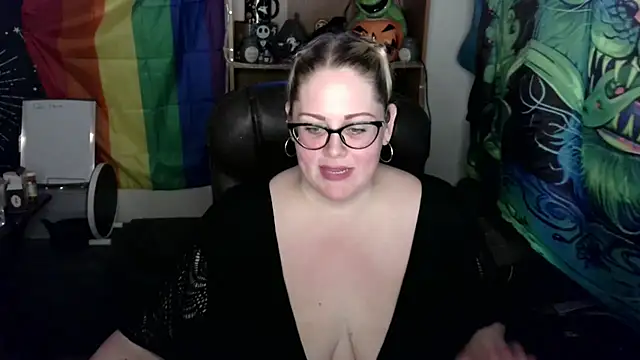 Kinky Witch online show from July 8, 2026, 12:04 am