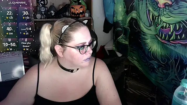 Kinky Witch online show from July 14, 2026, 4:34 pm