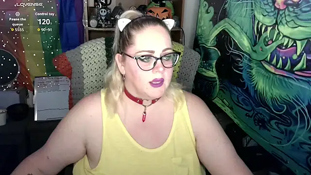 Kinky Witch online show from July 24, 2026, 5:22 pm