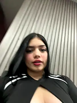 Hailey-Fox online show from December 21, 2025, 9:00 pm