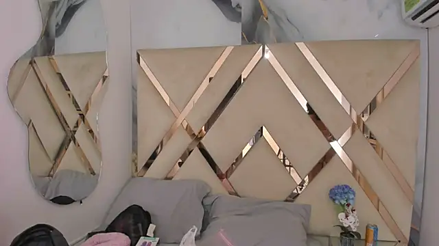 arixht online show from September 29, 2025, 5:01 am