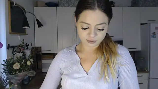 BuffyxLUST online show from September 17, 2025, 6:59 am