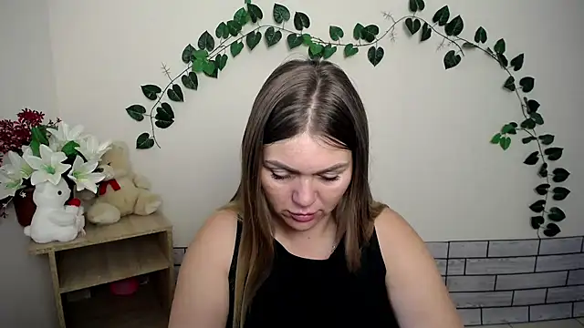 Snapshot of Magic_Katarina_ chatting on September 10, 2025, 6:35 am Magic Katarina online show from September 10, 2025, 6:35 am