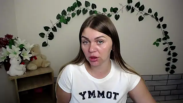 Snapshot of Magic_Katarina_ chatting on September 18, 2025, 6:59 am Magic Katarina online show from September 18, 2025, 6:59 am