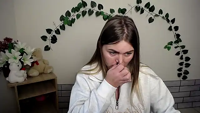 Snapshot of Magic_Katarina_ chatting on October 9, 2025, 6:44 am Magic Katarina online show from October 9, 2025, 6:44 am