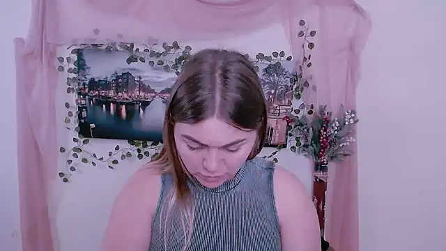 Snapshot of Magic_Katarina_ chatting on November 11, 2025, 9:20 am Magic Katarina online show from November 11, 2025, 9:20 am