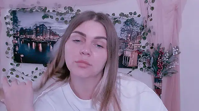 Snapshot of Magic_Katarina_ chatting on November 12, 2025, 10:48 am Magic Katarina online show from November 12, 2025, 10:48 am