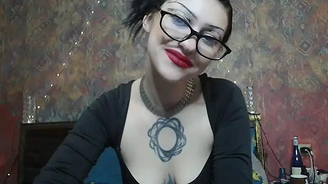 Snapshot of Susie_su chatting on December 3, 2025, 9:18 am Susie su online show from December 3, 2025, 9:18 am