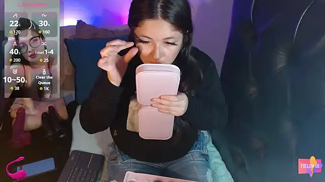 KrystalAdams online show from September 17, 2025, 1:57 pm