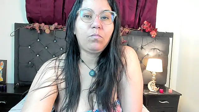 Snapshot of sofia_sorceress5 chatting on December 15, 2025, 2:05 am sofia sorceress5 online show from December 15, 2025, 2:05 am