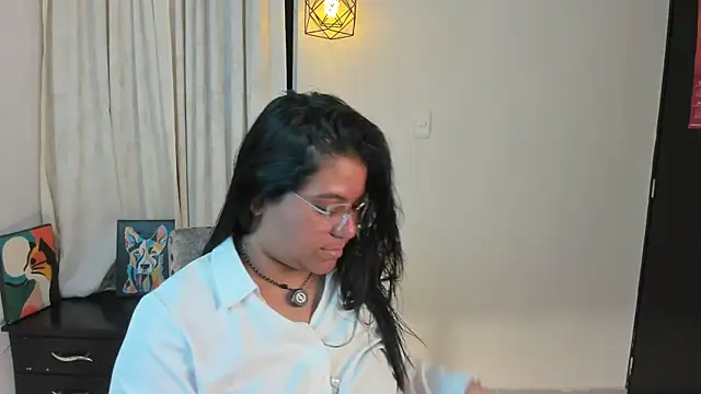 Snapshot of sofia_sorceress5 chatting on December 23, 2025, 12:41 am sofia sorceress5 online show from December 23, 2025, 12:41 am