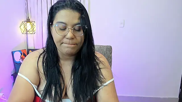 Snapshot of sofia_sorceress5 chatting on March 14, 2026, 12:06 am sofia sorceress5 online show from March 14, 2026, 12:06 am