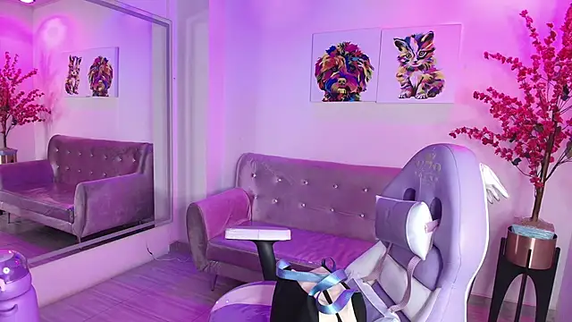 Antonella wild online show from February 5, 2026, 3:44 am