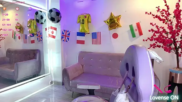 Antonella wild online show from June 21, 2026, 4:04 am