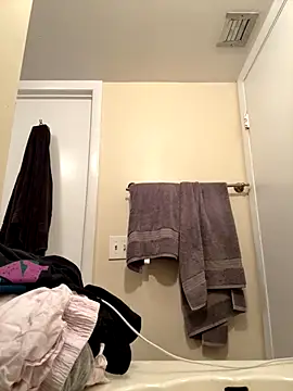 Snapshot of sweetsirenn chatting on October 19, 2025, 11:49 pm sweetsirenn online show from October 19, 2025, 11:49 pm