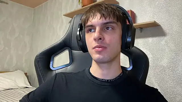 Snapshot of elliot_scott chatting on September 29, 2025, 3:17 pm elliot scott online show from September 29, 2025, 3:17 pm