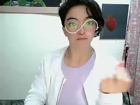 Snapshot of Came-II chatting on June 22, 2026, 1:18 am Came-II online show from June 22, 2026, 1:18 am