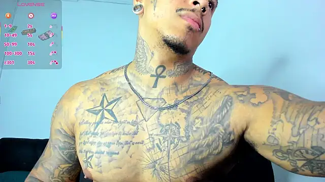 Snapshot of David_tatto1 chatting on June 26, 2026, 2:16 am David tatto1 online show from June 26, 2026, 2:16 am