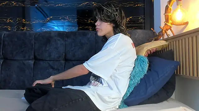 Diamond twink online show from October 10, 2025, 7:35 pm