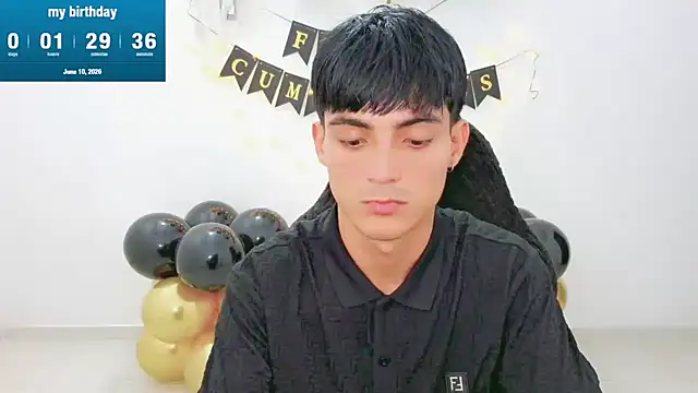 Thommy cute online show from June 10, 2026, 3:29 am