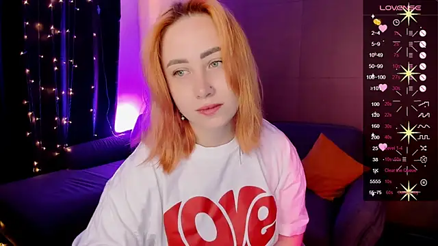 deboramoore online show from April 29, 2026, 2:15 am
