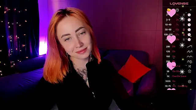 deboramoore online show from April 30, 2026, 1:56 am