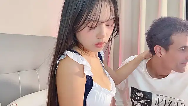 Snapshot of 19cmfuck18girl chatting on November 5, 2025, 4:18 pm 19cmfuck18girl online show from November 5, 2025, 4:18 pm