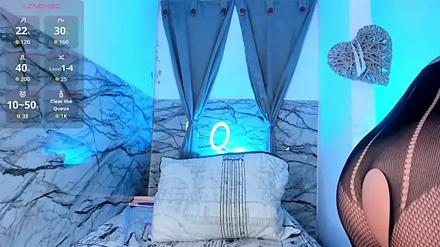 Snapshot of fanEmy chatting on November 8, 2025, 3:23 pm fanEmy online show from November 8, 2025, 3:23 pm