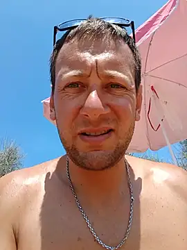 Snapshot of Alessio1987 chatting on July 19, 2026, 10:08 am Alessio1987 online show from July 19, 2026, 10:08 am