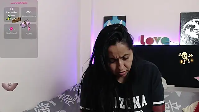 Snapshot of holydeath_1 chatting on November 21, 2025, 11:25 pm holydeath 1 online show from November 21, 2025, 11:25 pm