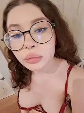RianaRey online show from July 28, 2026, 12:48 pm