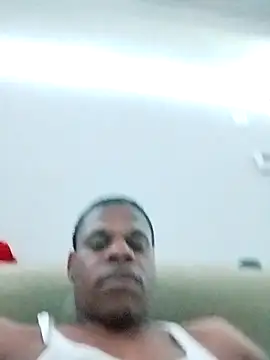 Snapshot of MrGreenbeanbean88 chatting on October 6, 2025, 4:21 am MrGreenbeanbean88 online show from October 6, 2025, 4:21 am