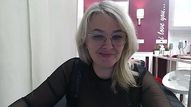 EleanoraDream online show from March 8, 2026, 12:41 am