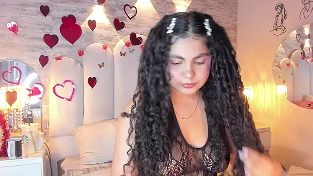 Yassy vazquez online show from February 10, 2026, 7:40 pm