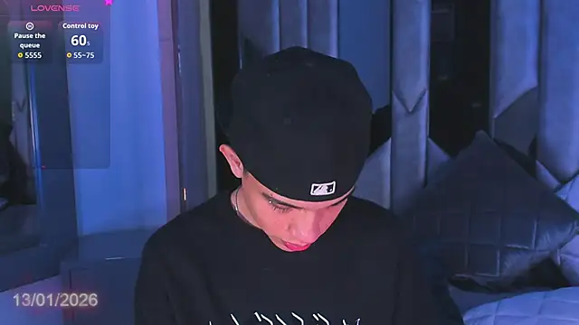 Sebax Young online show from January 13, 2026, 8:58 pm