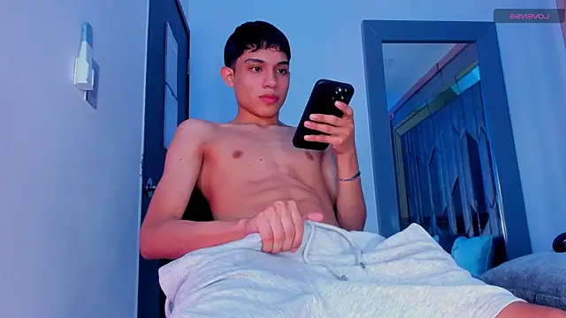 Sebax Young online show from July 28, 2026, 8:34 pm