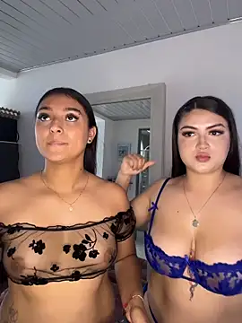nicolexxaleja online show from March 24, 2026, 9:09 pm