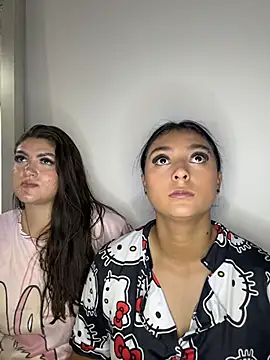 nicolexxaleja online show from July 2, 2026, 3:23 am
