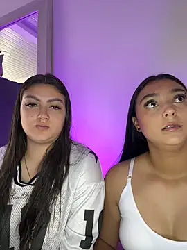 nicolexxaleja online show from July 14, 2026, 8:25 pm